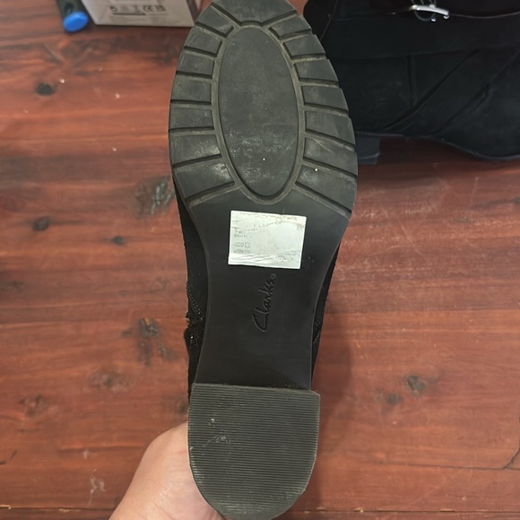 Clark’s women’s booties - Picture 4 of 8